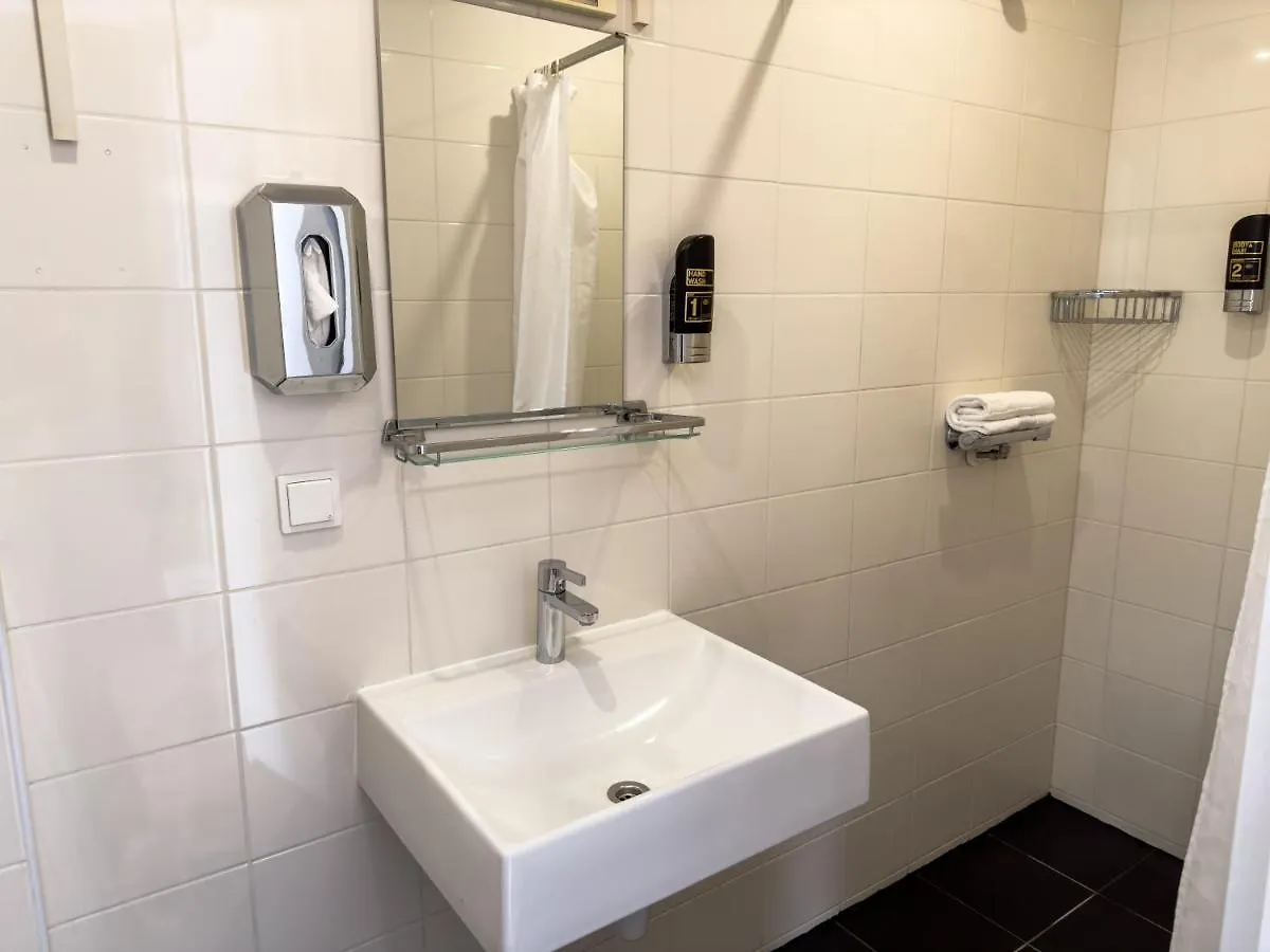 **  Hotel Vondel Garden - Digital Access Amsterdam Netherlands